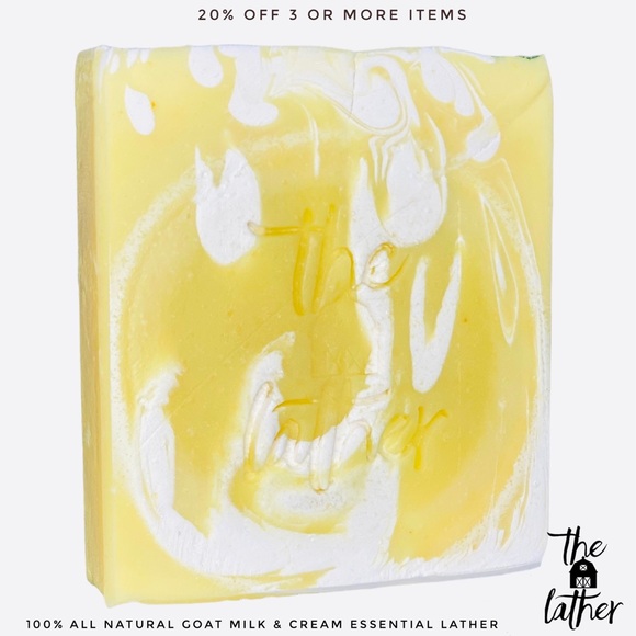 🍌Banana Cream Goat Milk Essential Lather - Picture 3 of 3